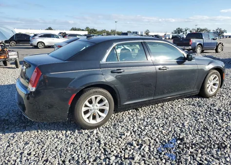 2015 Chrysler 300 Limited из США, поврежденный, VIN 2C3CCAAG1FH832817